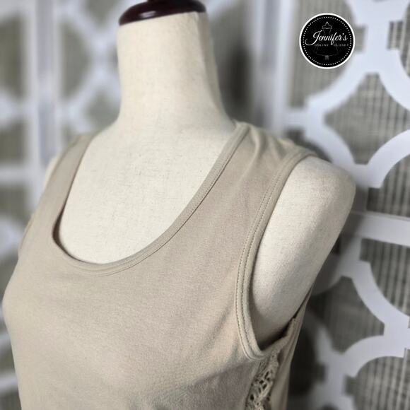 Bandolino NWT Flax (Tan) Scoop Neck Crochet Sides Tank Top Size Medium - Picture 2 of 9